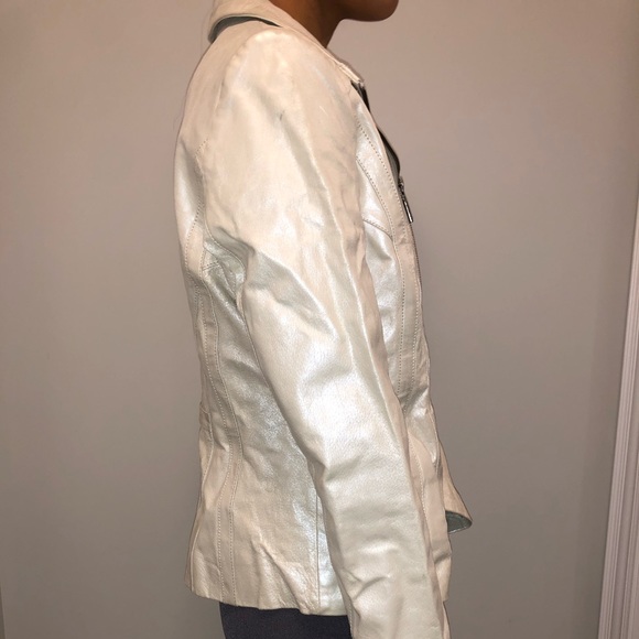 White leather jacket - Picture 3 of 5